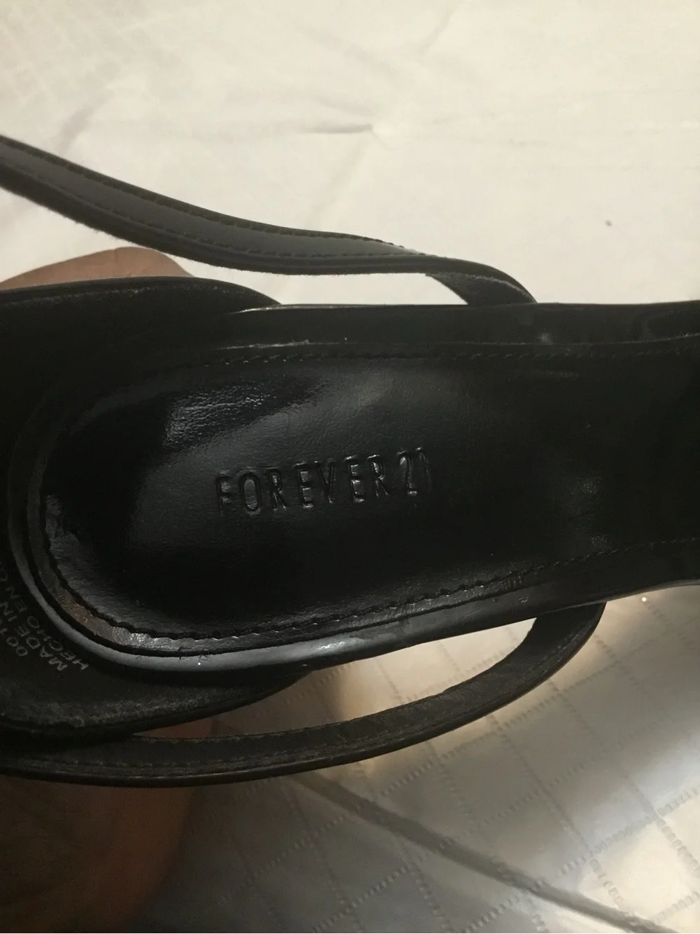 Forever 21 Black Patent Ankle Strap Heels Open Toe Glossy Size 6.5 Like New - Picture 12 of 13